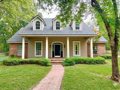 2804 Cypress Village Dr