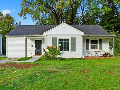 826 North Dr
