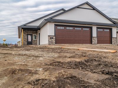 109 Eau Claire Ave SE