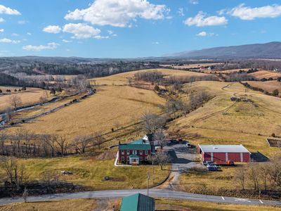 2361 Indian Hollow Rd