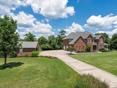 102 Harbour Pointe Dr