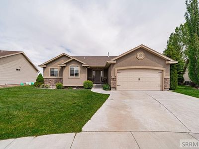 6334 Glen Abby Cir