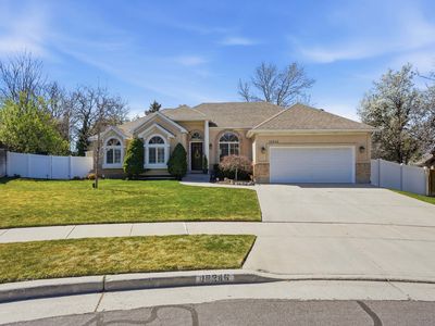 10346 S Woodglen Cir