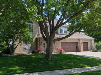 8598 Lantern Farms Dr