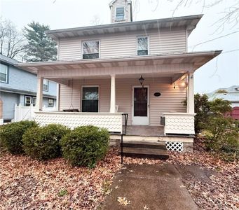 2115 Elm St