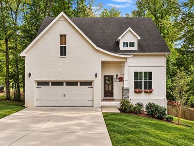 2880 Scenic Dr