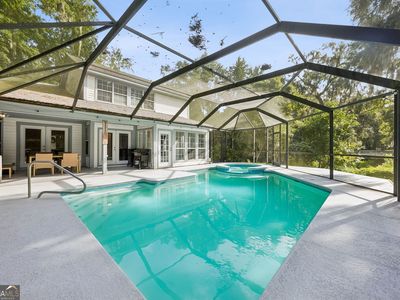 201 McIntosh Dr