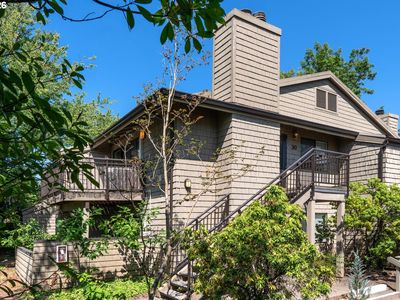 30 Crestfield Ct