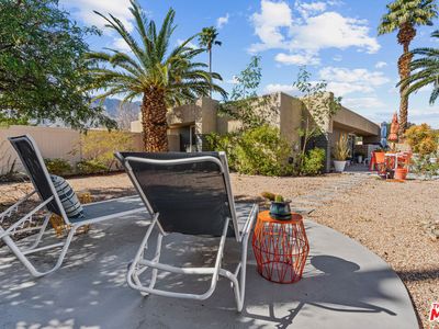 3060 E Sunflower Cir