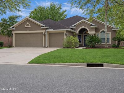 2913 THORNCREST Drive