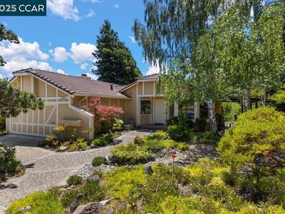 11315 Rolling Hills Dr