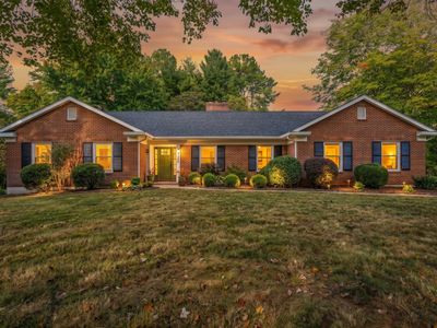 1090 Meriwether Cir