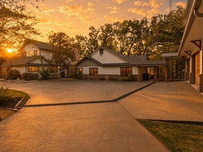 692 Private Road 5937