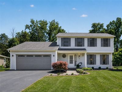 242 Guinevere Dr