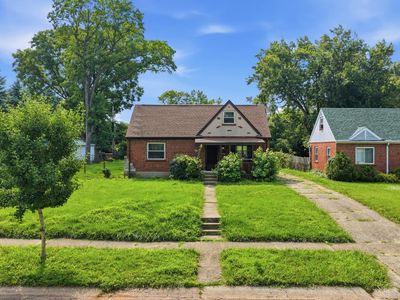 172 Carmen Ave