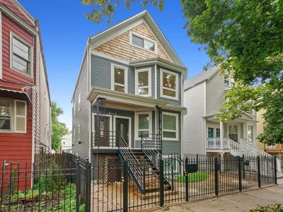2821 N Springfield Ave
