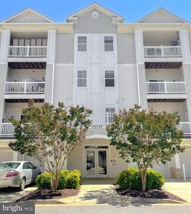 23520 F D R Blvd Unit 205