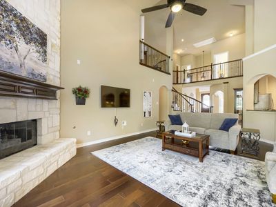 8313 Bishop Pine Rd