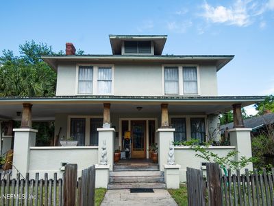 506 EMMETT Street