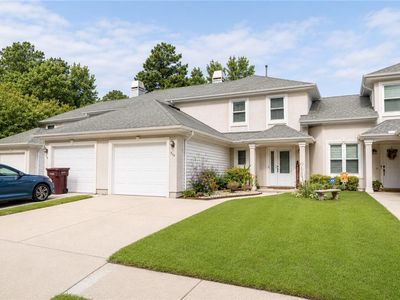 Property at 320 Esplanade Pl, Chesapeake, VA