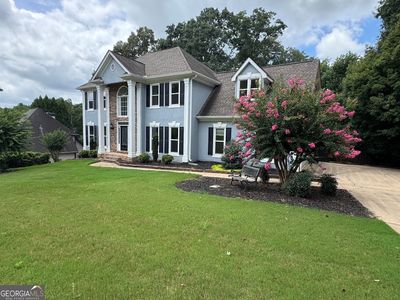 1039 Avery Creek Dr