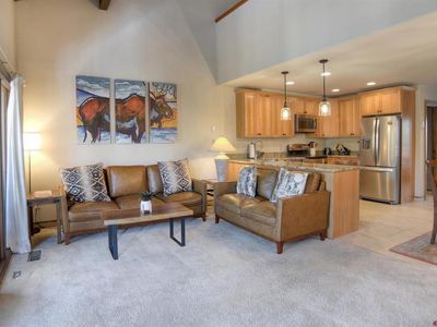 961 N Tamarron #615