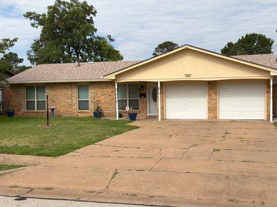 4650 Sierra Madre Dr