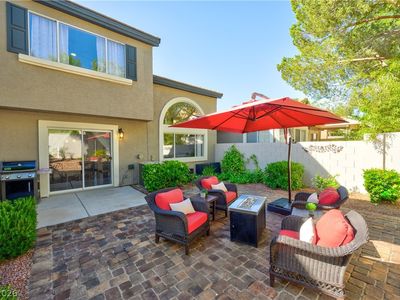 10228 Amber Hue Ln