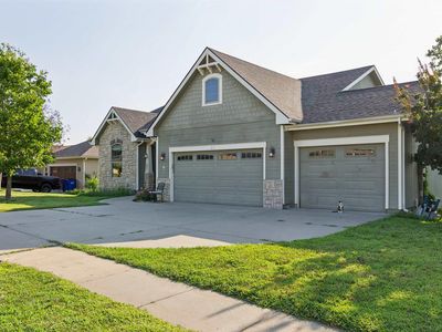211 Caroline Ct