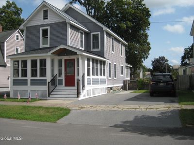 18 Madison Street