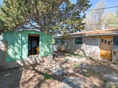 830 NE Bonneville Dr