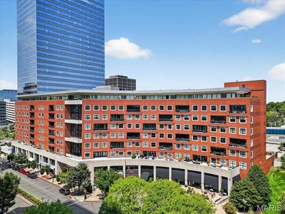 155 Carondelet Plz UNIT 600