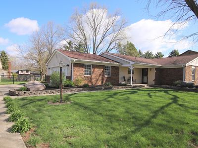 104 Apple Tree Ct