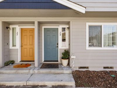 2030 Brookhurst St APT 28