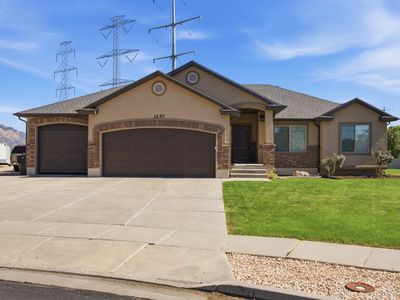 3257 W 2975 N