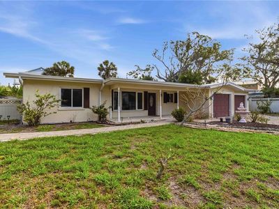 617 Calle De Peru
