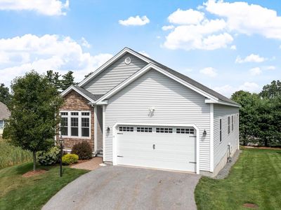 17 Country Club Cir #17