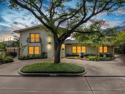 2 Cedar Lawn Dr N