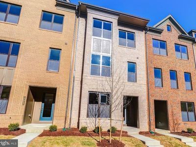 22954 Sullivans Cove Sq