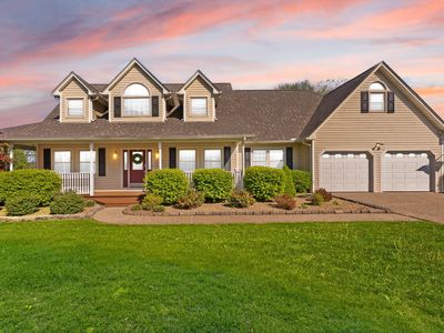 230 Royal Dr