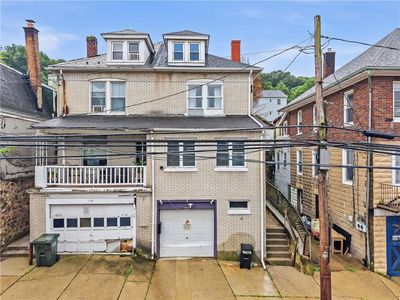 644 William St