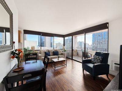 2410 Cleghorn St APT 2004
