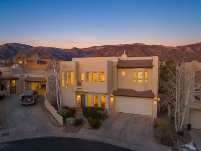 6316 Calla Lily Cir NE
