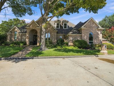 402 Southridge Lakes Pkwy