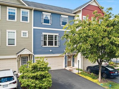 102 Rotunda Dr