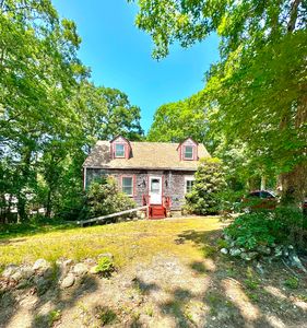 Property at 74 Chase Ln, Tisbury, MA