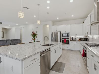 4691 Freesia Cir