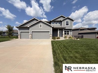 Property at 5304 Heartland Dr, Gretna, NE