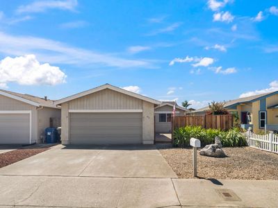 475 Vivienne Dr