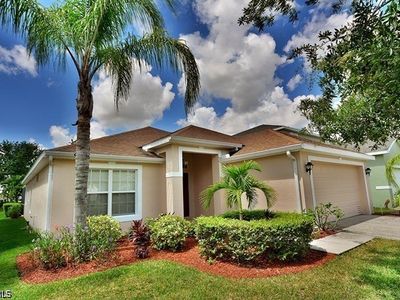 8887 Falcon Pointe Loop